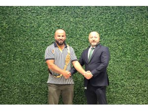 CW Enerji şampiyon başpehlivan Orhan Okulu’yu ağırladı