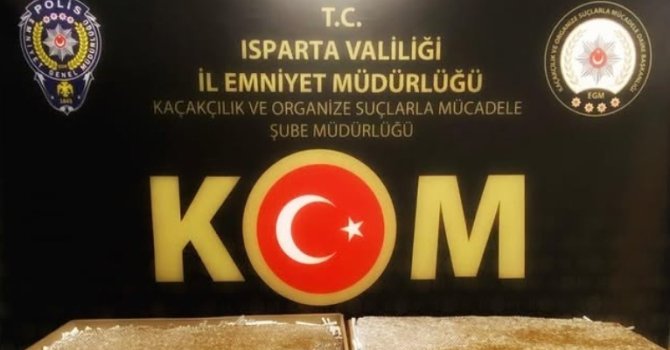 Isparta’da 10 bin adet makaron ele geçirildi