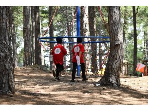 Zorkun Yaylası Şenlik Tepesi’nde oryantiring heyecanı