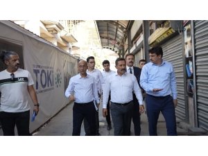 Vali Masatlı, Tarihi Uzun Çarşı’daki çalışmaları inceledi