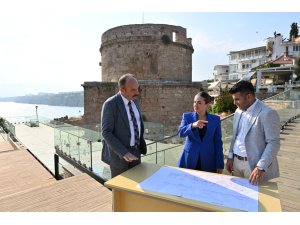 Özdemir: "Hıdırlık Kulesi ile Antalya yeni bir açık hava müzesine kavuşacak"
