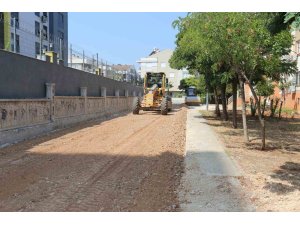 Kepez TOKİ Gazi konutlarında asfalt hazırlığı başladı