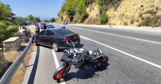 Manavgat’ta 4 araçlı zincirleme kaza: 1 yaralı