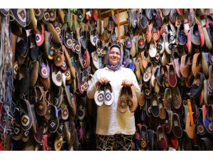 Dünyaca ünlü filmlerin kostümlerinde yer alan Maraş yemenisi üretimi sürüyor