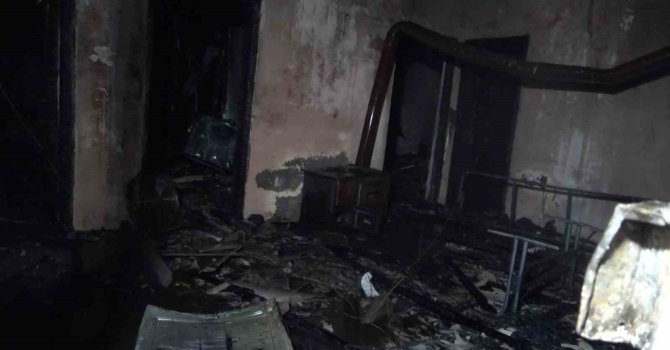 Torununun doğum gününü kutlarken evinin yandığı haberini aldı