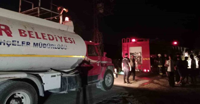 Kemer’de trafo yangını