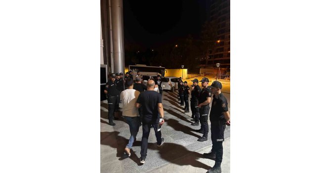 Samandağ’da kavgaya karışan 4 kişi tutuklandı