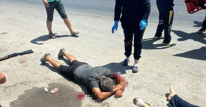 O anlar kamerada: Yol kenarında kadın arkadaşını öldürüp intihara teşebbüs etti