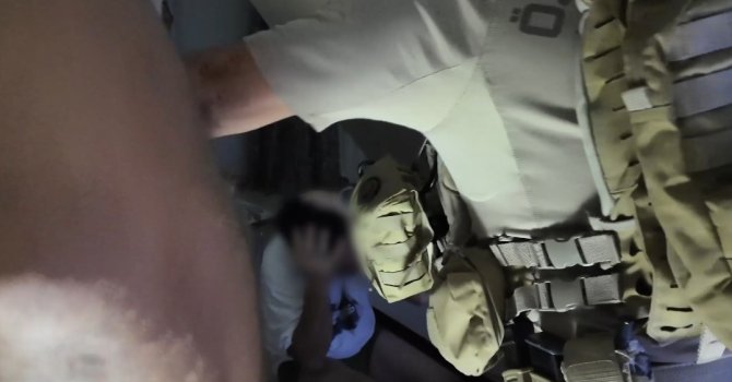 Mersin’de özel harekat destekli operasyon: Aranan şahıs bazadan çıktı