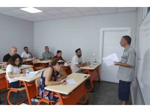 Mersin’de ücretsiz yabancı dil kursları ilgi görüyor