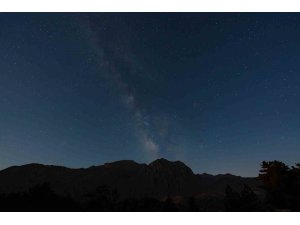 Isparta Melikler Yaylası’nda Perseid yağmuru Gökyüzü Şölenine dönüştü