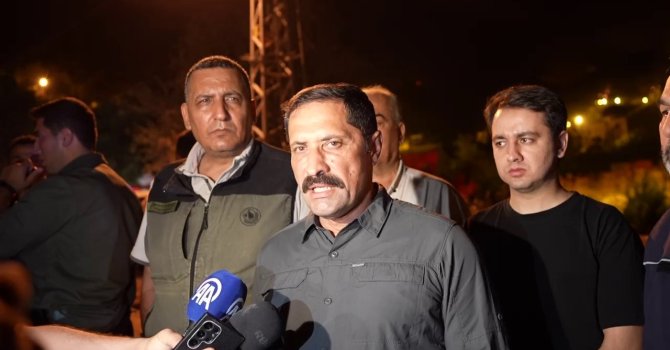 Hatay’daki orman yangınıyla ilgili Vali Masatlı’dan açıklama: "Şu an itibarıyla can ve mal kaybımız söz konusu değil"