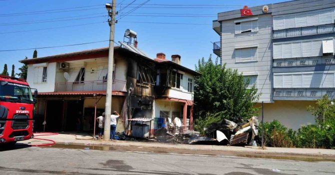 Soğuk hava deposunda korkutan yangın