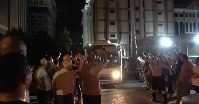 Antalya Büyükşehir Belediyesi’ne yönelik rüşvet ve yolsuzluk soruşturmasında 8 tutuklama