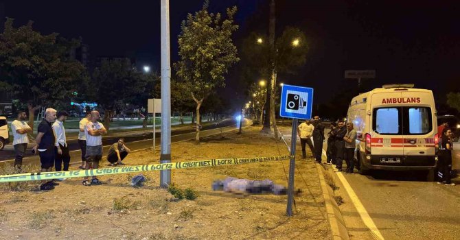 Devrilen motosikletteki genç hayatını kaybetti