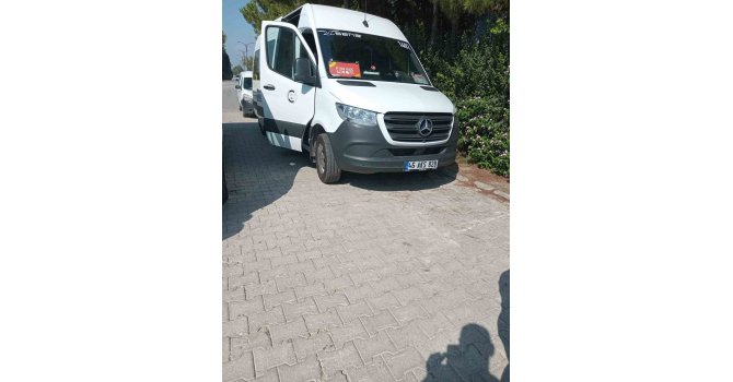 Antalya’da tur minibüsü şoförü aracında ölü bulundu