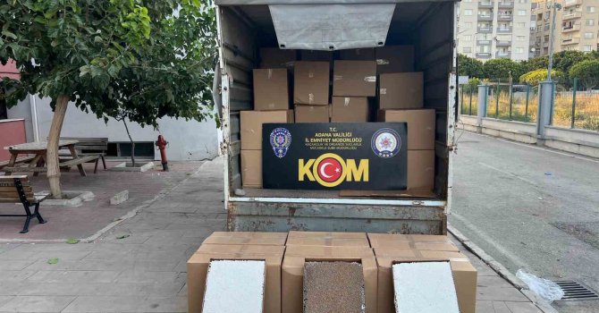 Adana’da 6 milyonluk kaçak doldurulmuş sigara ele geçirildi
