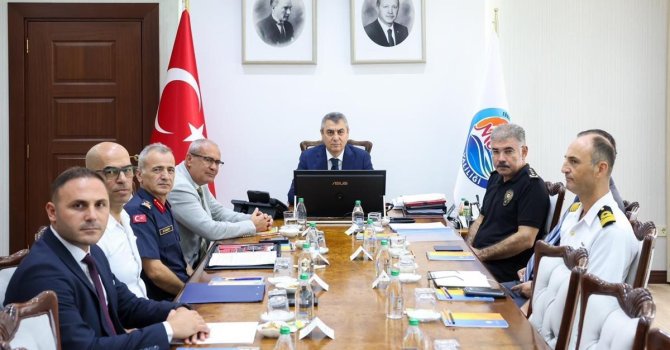 Mersin’de güvenlik ve asayiş tedbirleri masaya yatırıldı