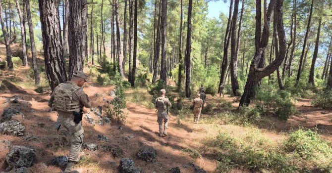 Burdur’da jandarmadan orman yangınlarına karşı 24 saat devriye