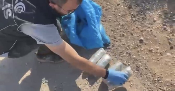 Motosikletle uyuşturucu kuryeliği yapan şahıstan 6 kilo esrar çıktı