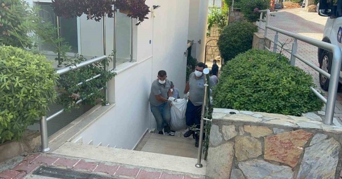 Belçika vatandaşı Alanya’daki evinde ölü olarak bulundu