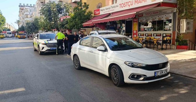 Taksiciler ihbar etti, korsan taksici yakalandı