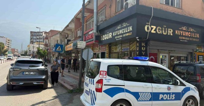 Kuyumcu soygunu esnafın uyanıklığıyla başarısız sonuçlandı