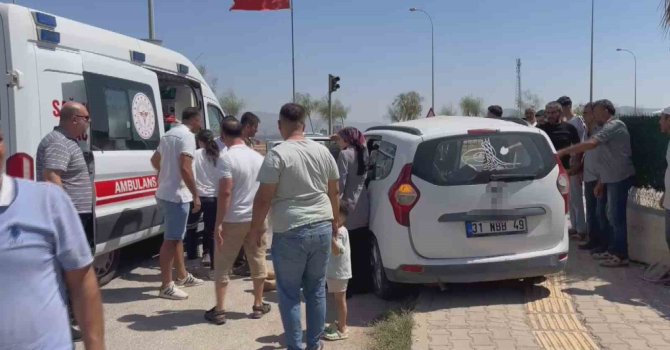 Düğüne giderken kaza yaptılar: 3 ölü, 2 yaralı