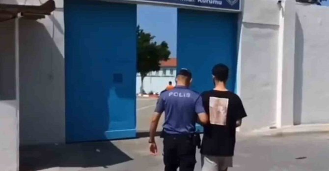 Arsuz’da 7 ay 15 gün hapis cezasıyla aranan şahıs yakalandı