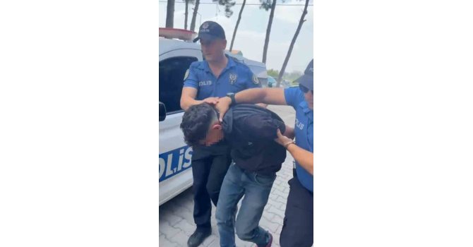 Araçların camını silerken korkuya neden olmuştu: Yakalanan zanlının 75 suç kaydı çıktı