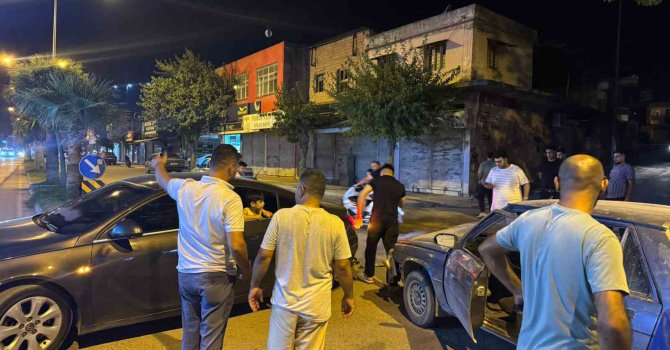 İki otomobilin karıştığı kaza kamerada