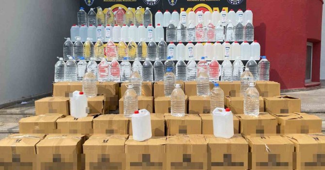 Adana’da 2 ton kaçak etil alkol ele geçirildi