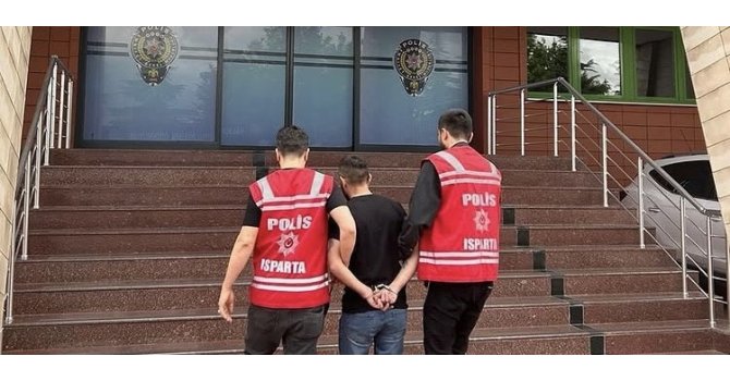 Isparta’da 10 yıl hapisle aranan şahıs yakalandı