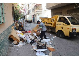 Mersin’de çöp taksiler mobilya atıkları için nöbette