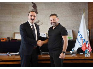 Fesli Efe’nin hikayelerinden Konyaaltı’na iki türkü yapıldı