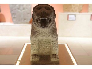 Deprem sonrası yenilenen Kahramanmaraş Müzesi ziyaretçilerini ağırlıyor