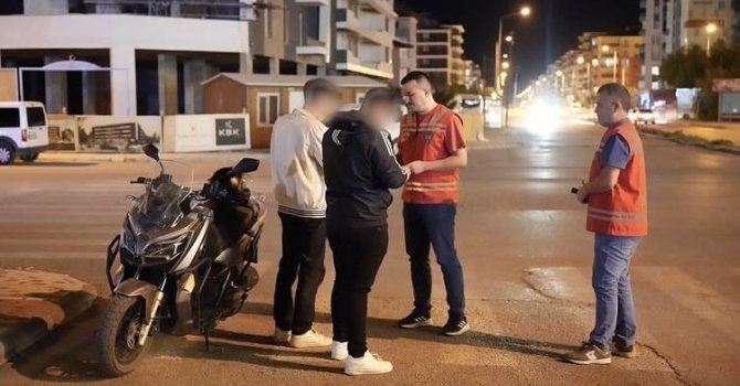 Isparta’da gece denetiminde 11 araca ceza kesildi