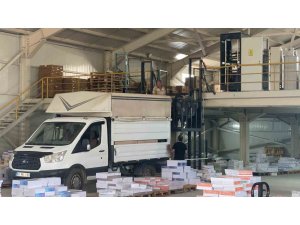 Osmaniye’de kitaplar sıra üzerinde öğrencileri bekliyor