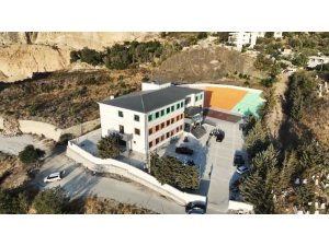 Defne’de yapımı tamamlanan Dursunlu Gazi İlkokulu/Ortaokulu eğitim dönemine hazır