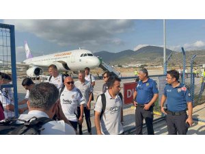 Beşiktaş, Gazipaşa-Alanya Havalimanı’na geldi