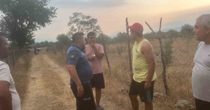 Balkonda oturan çocuğa kurşun isabet etti