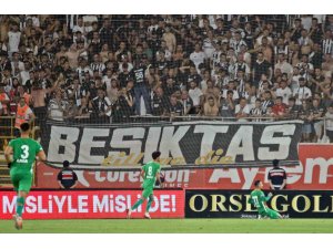 Trendyol Süper Lig: Corendon Alanyaspor: 1 - Beşiktaş 0 (İlk yarı)