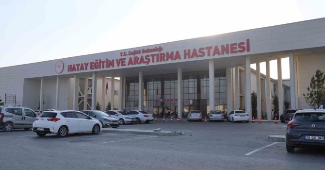 Sinir krizi geçirerek annesini ve babasını döven şahıs, ‘Dur’ ihtarına uymayarak ortalığı savaş alanına çevirdi