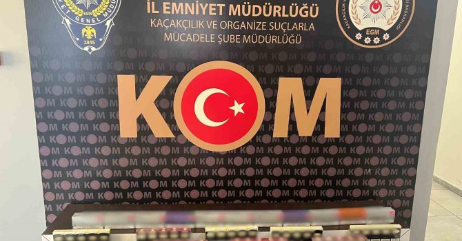 Antalya’da KOM ekipleri 712 bin 440 adet makaron ele geçirdi