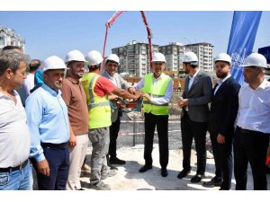 Antakya Belediyesi, Gençlik Merkezi ve Pazar Alanı Kompleksi inşası için temel attı