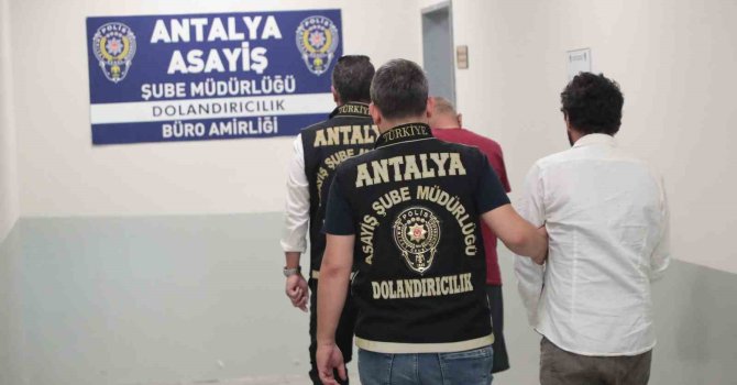 Antalya’da son 2 haftada yarım milyondan fazla kişi sorgulandı, 392 şüpheli tutuklandı