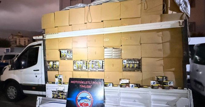 Hatay’da 2 milyon 900 bin adet gümrük kaçağı makaron ele geçirildi