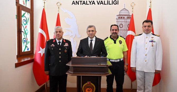 Vali Şahin: Serik yolundaki hız sınırı UKOME’de gündeme gelecek