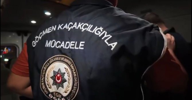 Mersin’de 12 düzensiz göçmen yakalandı