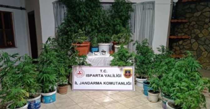 Isparta’da son bir ayda uyuşturucu operasyonlarında yakalanan 2 şahıs tutuklandı